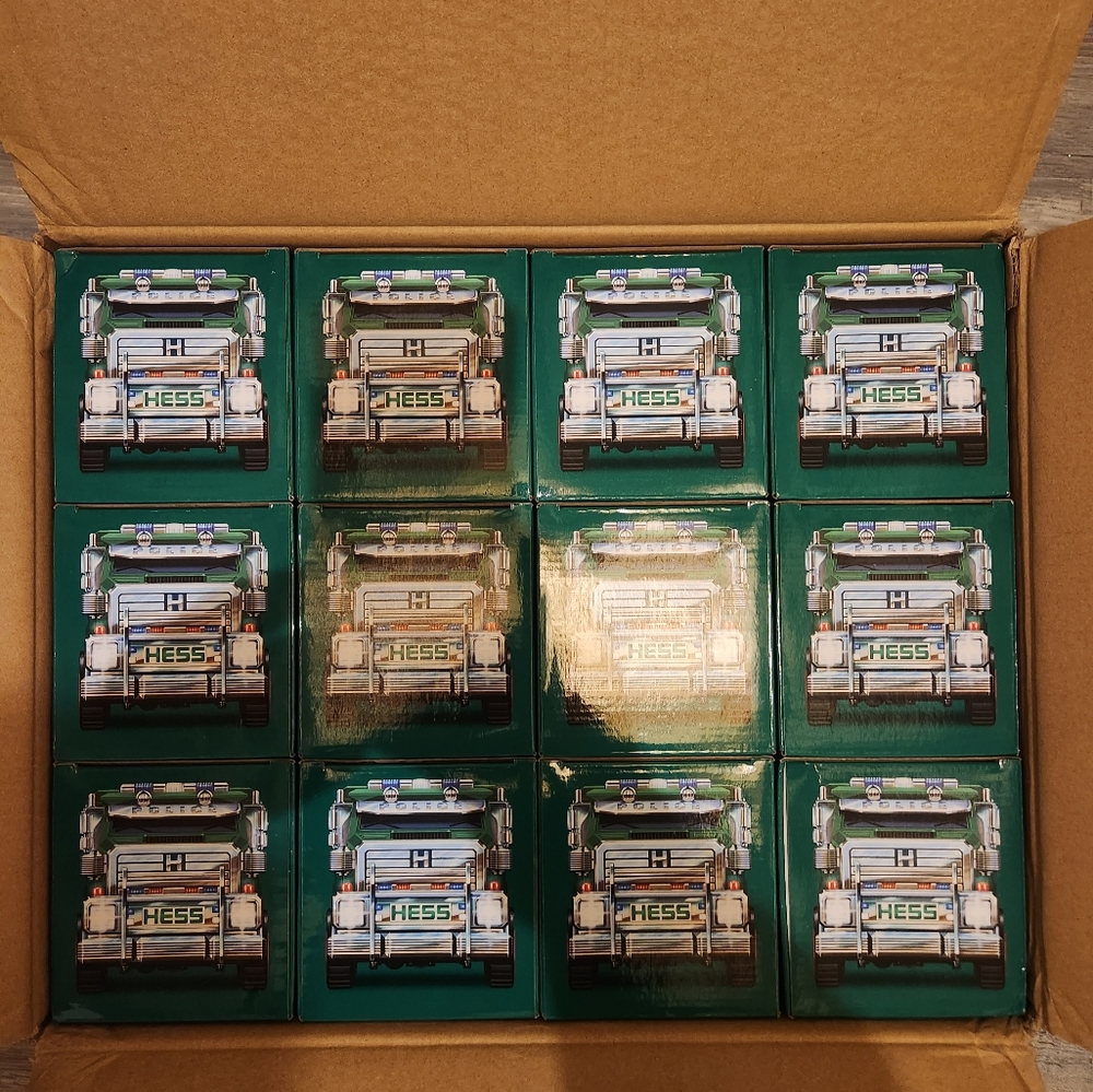 2023 HESS POLICE TRUCK AND CRUISER